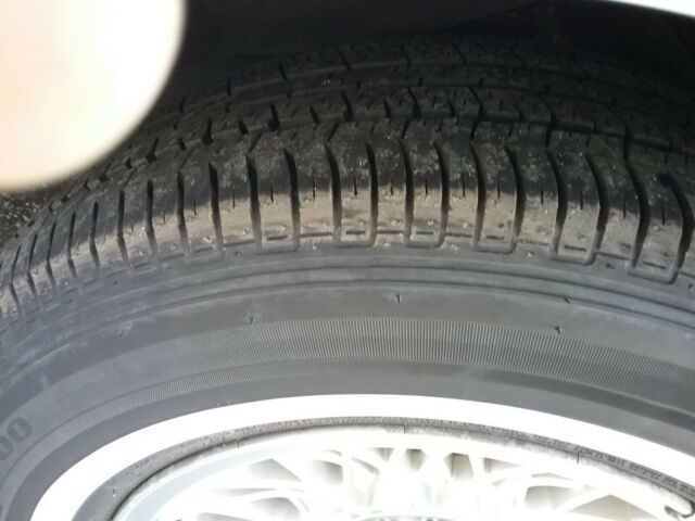 1993 White Ford Crown Victoria Sedan