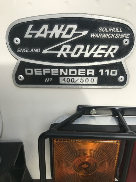 1993 Alpine White Land Rover Defender
