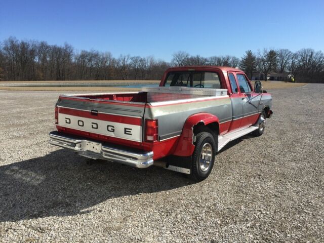 1993 Red Dodge Ram 3500 Extended Cab Pickup
