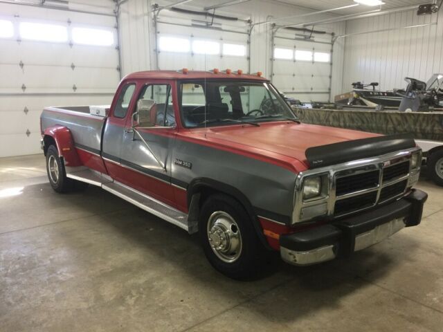 1993 Red Dodge Ram 3500 Extended Cab Pickup