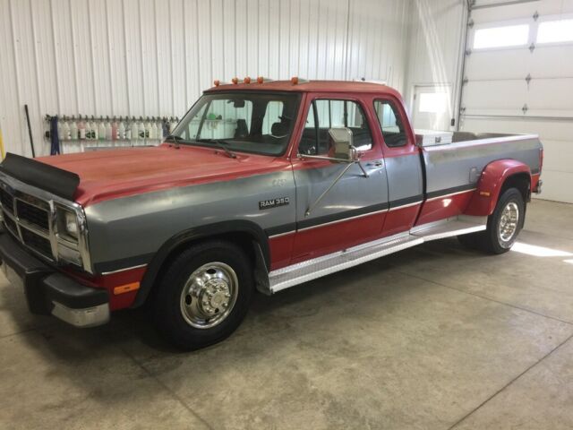 1993 Red Dodge Ram 3500 Extended Cab Pickup