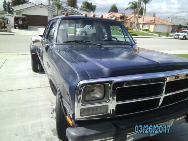 1993 Blue Dodge Ram 3500 Extended Cab Pickup