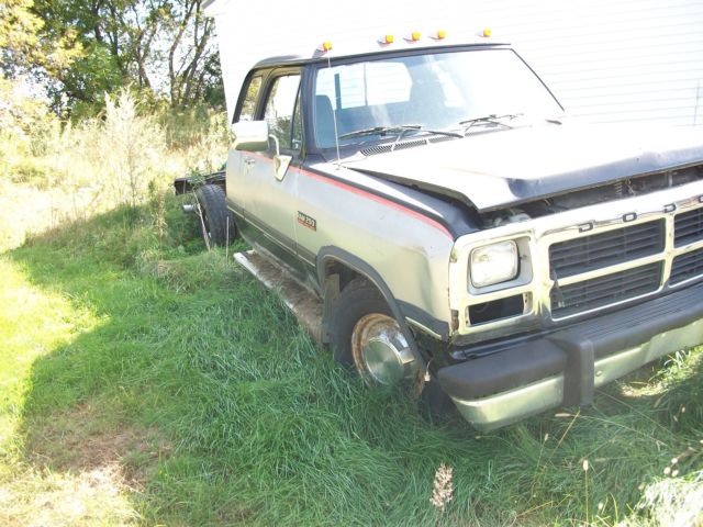 1993 Black Dodge Ram 2500 Cab & Chassis