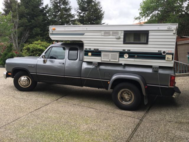 1993 Silver Dodge Other Pickups