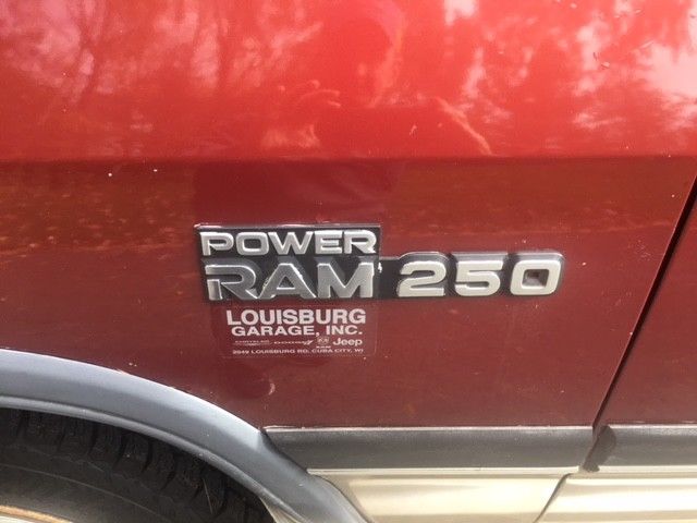 1993 Brown Dodge Ram 2500 Standard Cab Pickup