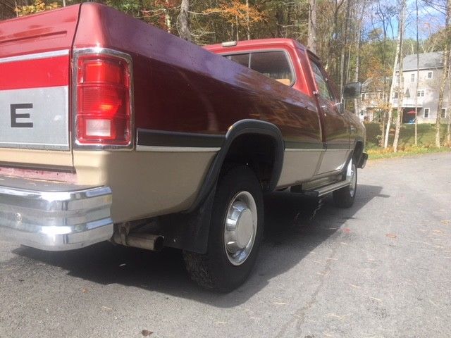 1993 Brown Dodge Ram 2500 Standard Cab Pickup