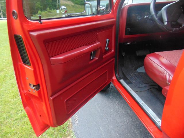 1993 Red Dodge Ram 1500