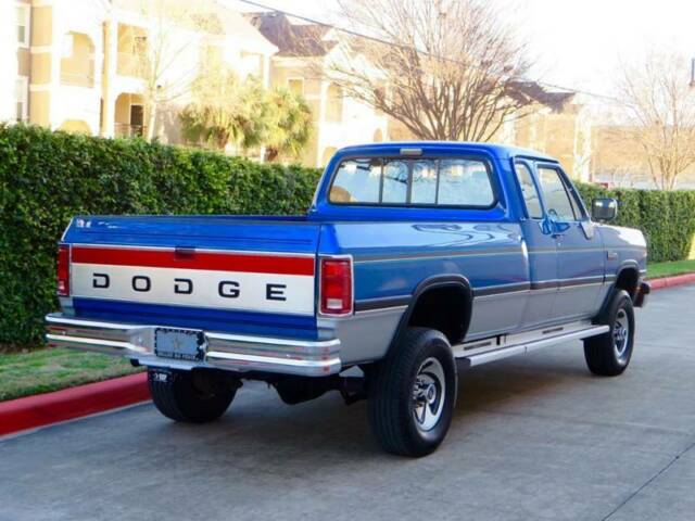 1993 Blue Dodge Ram 2500 Pickup Truck