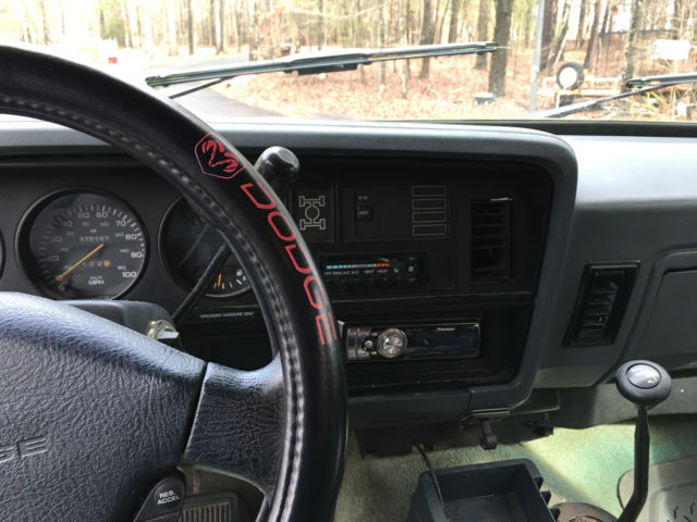 1993 Blue Dodge Ramcharger SUV