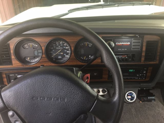 1993 White Dodge Ram 3500