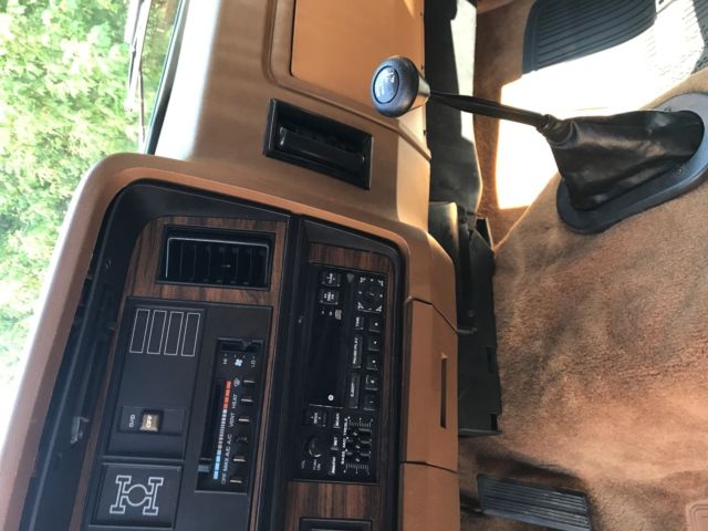 1993 Red Dodge Ramcharger SUV