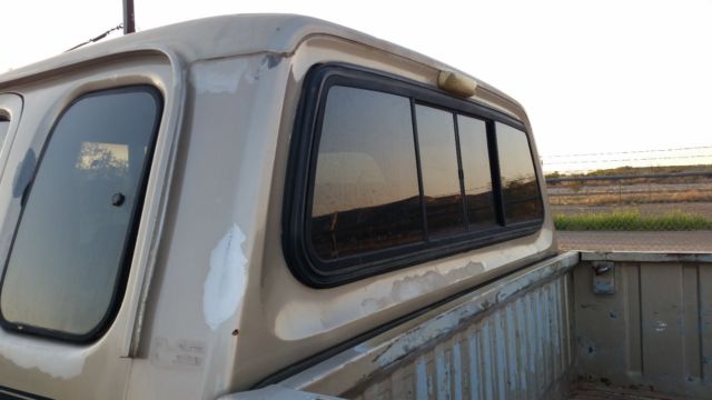 1993 Tan Dodge W250 Extended Cab Pickup