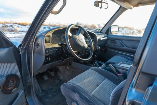1993 Gray Toyota Land Cruiser SUV