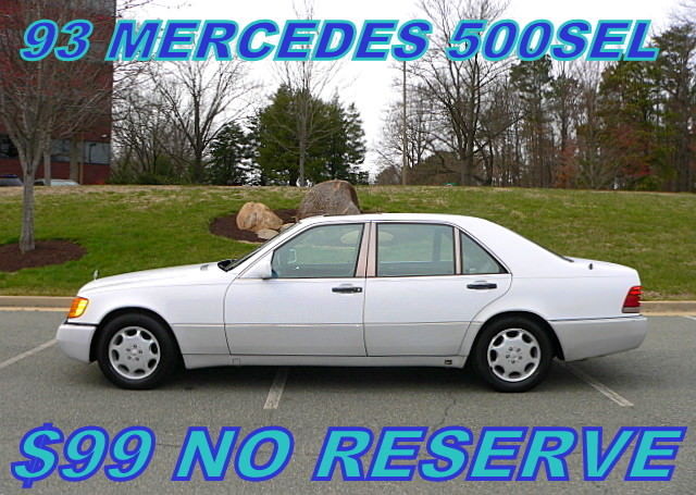 1993 White Mercedes-Benz 500-Series Sedan