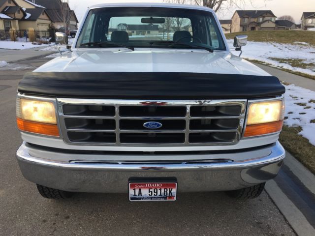 1993 White Ford F-250 Extended Cab Pickup