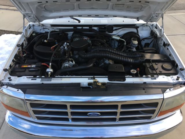 1993 White Ford F-250 Extended Cab Pickup