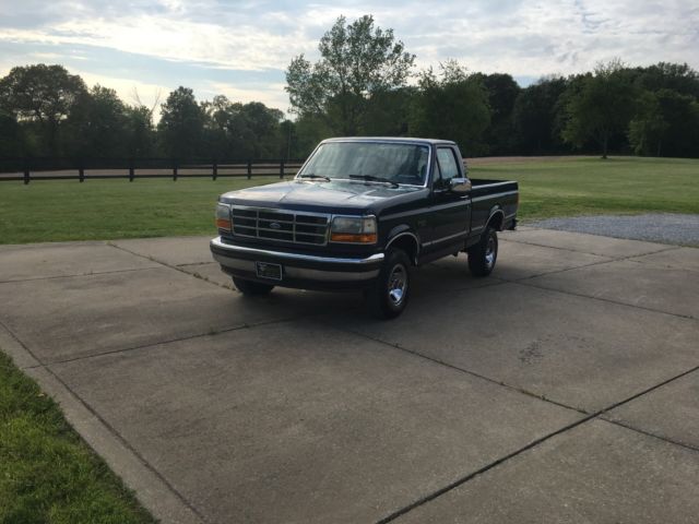 1993 Navy Blue Ford F-150 Standard Cab Pickup