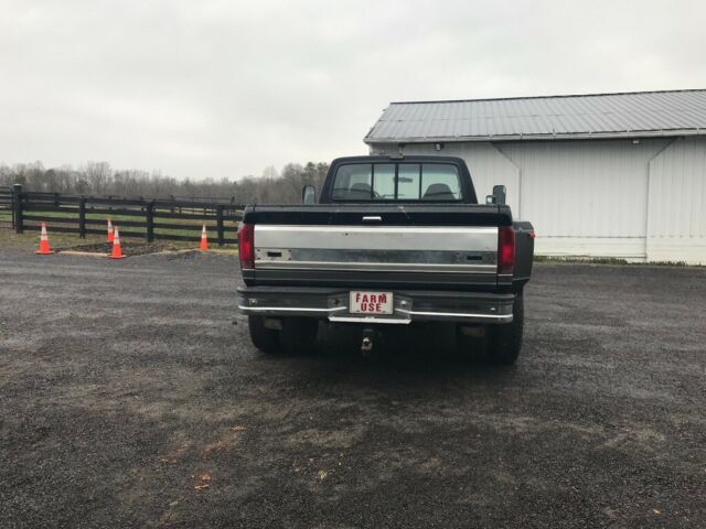 1993 Black Ford F-250 Extended Cab Pickup