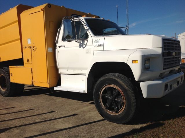 1993 Ford Other chipper dump