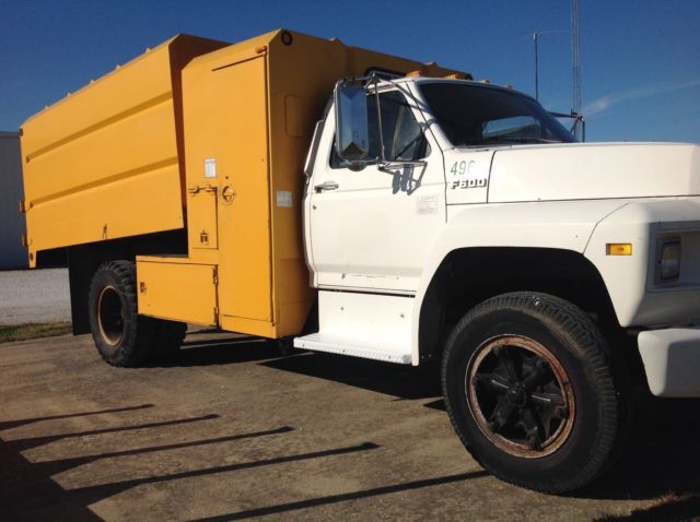 1993 Ford Other chipper dump