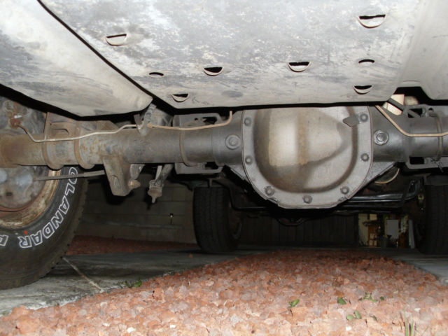 1993 Green Ford Bronco SUV/TRUCK