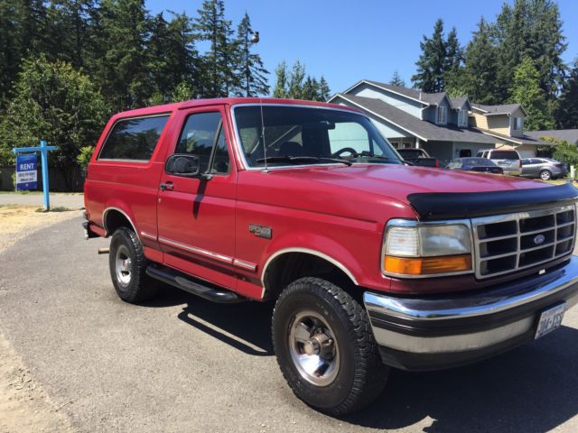 1993 Burgundy Ford Bronco SUV