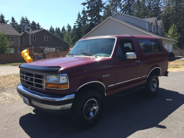 1993 Burgundy Ford Bronco SUV
