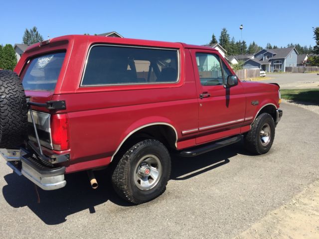1993 Burgundy Ford Bronco SUV