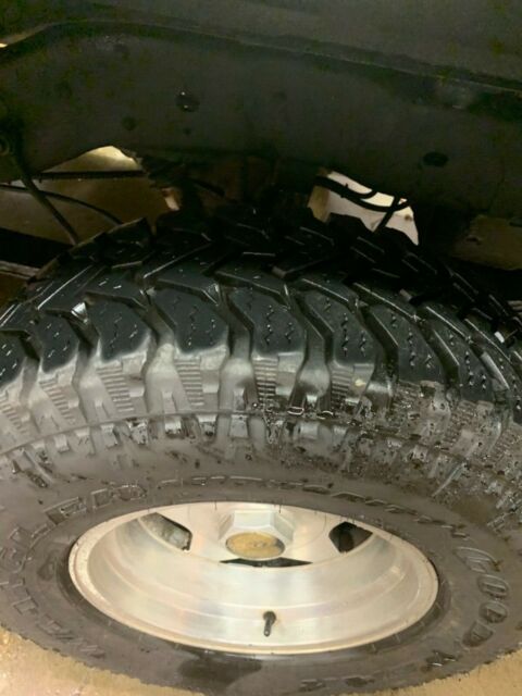 1993 Black Ford Bronco SUV