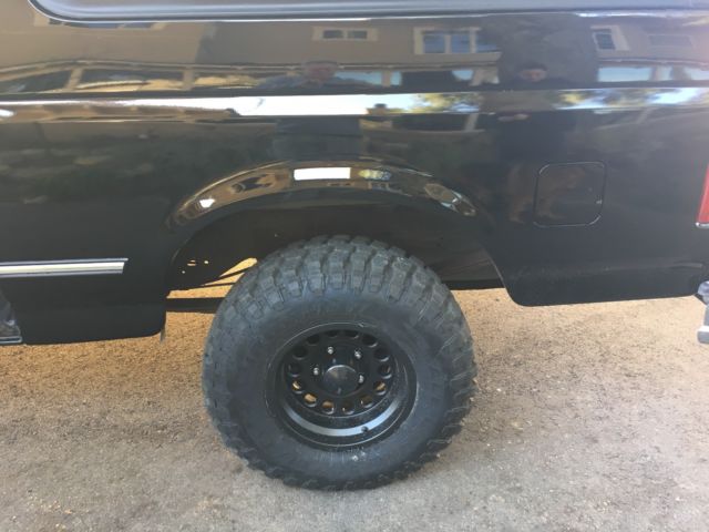 1993 Black Ford Bronco SUV