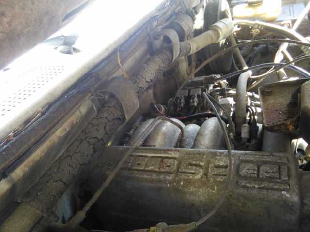 1993 White Ford Bronco SUV