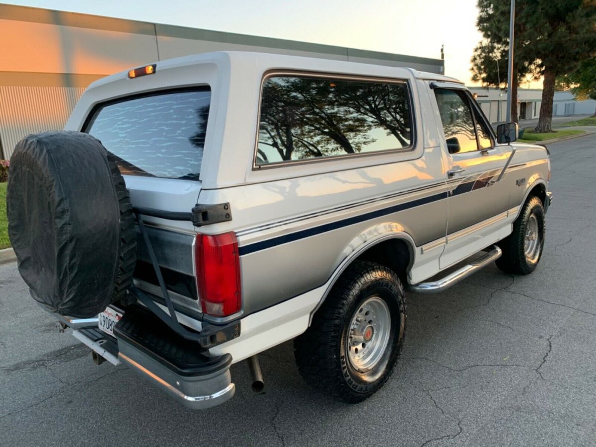 1993 Ford Bronco