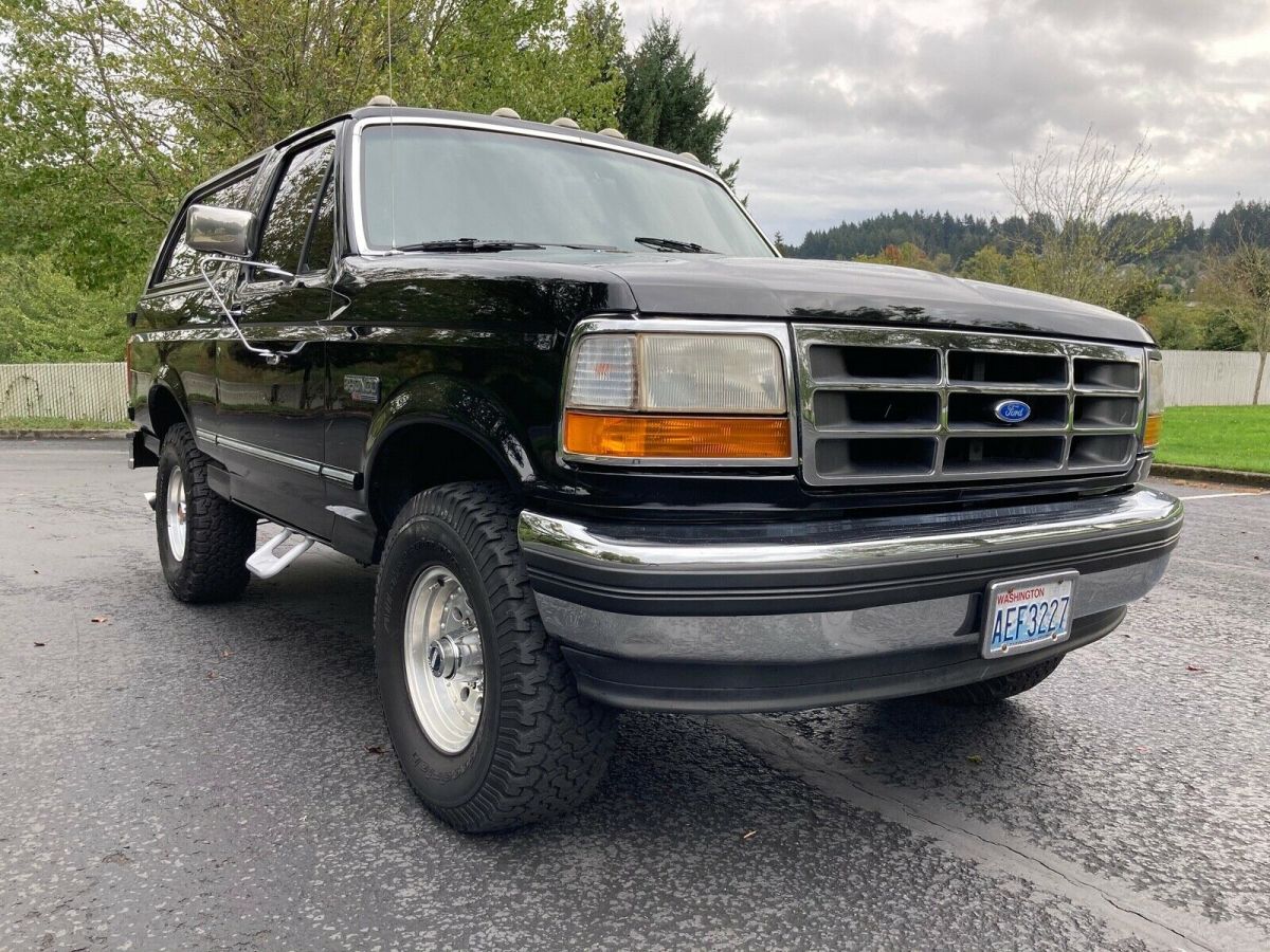 1993 Black Ford Bronco