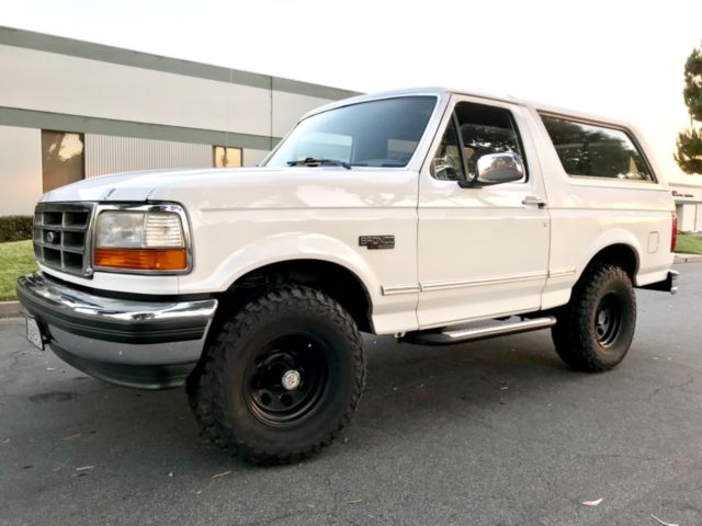 1993 white Ford Bronco