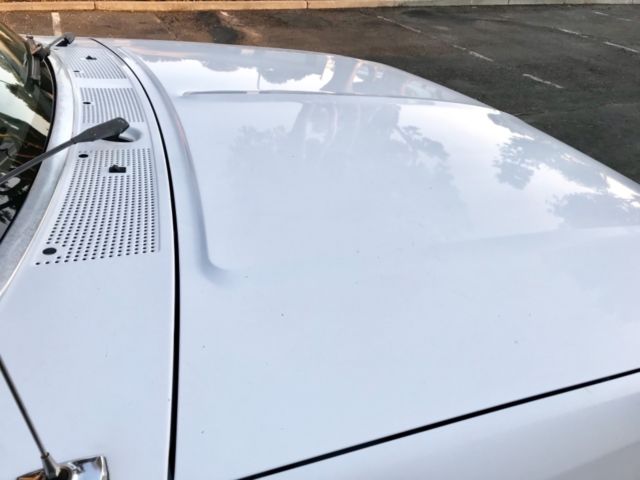 1993 white Ford Bronco