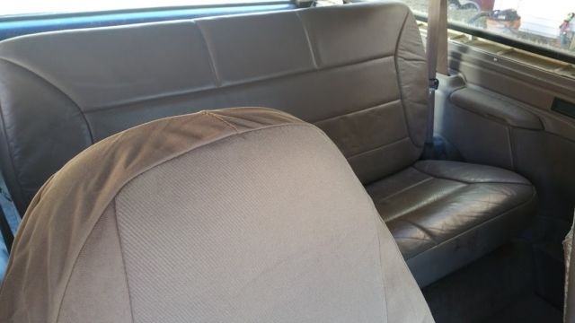 1993 Blue Ford Bronco SUV