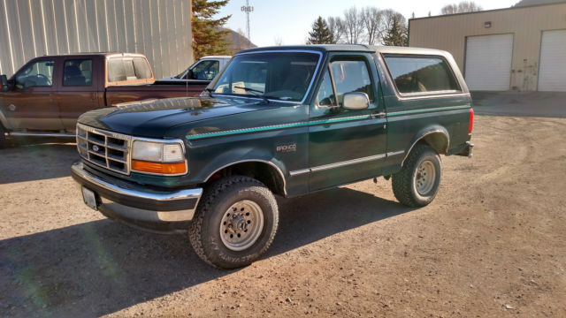 1994 Green Ford Bronco SUV