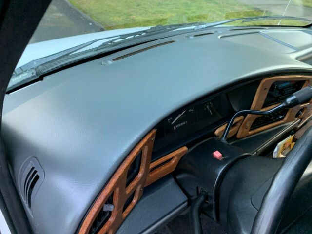 1993 White Ford E-Series Van Van Camper