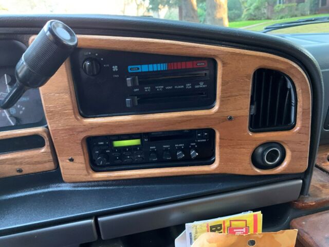 1993 White Ford E-Series Van Van Camper