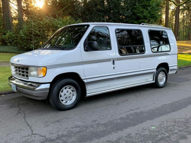 1993 White Ford E-Series Van Van Camper