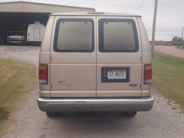 1993 Brown Ford E-Series Van Extended Passenger Van