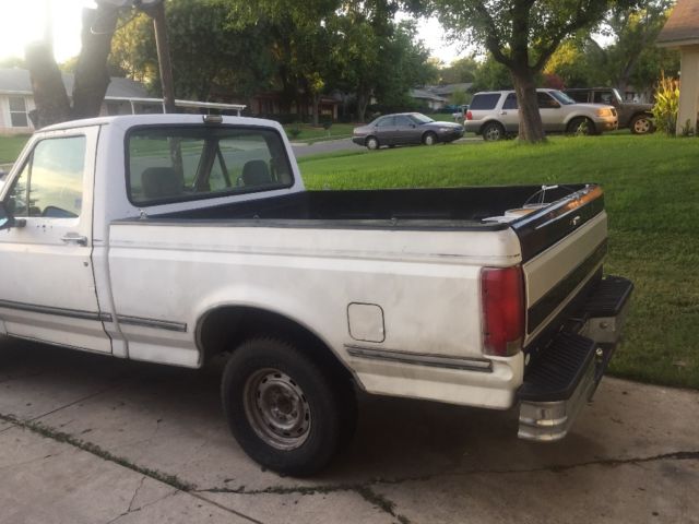 1993 Red Ford F-150 N/A