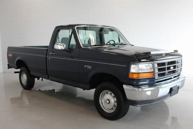 1993 Blue Ford F-150 Standard Cab Pickup