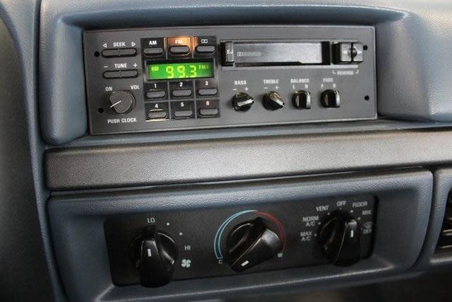 1993 Blue Ford F-150 Standard Cab Pickup