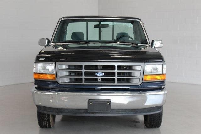1993 Blue Ford F-150 Standard Cab Pickup