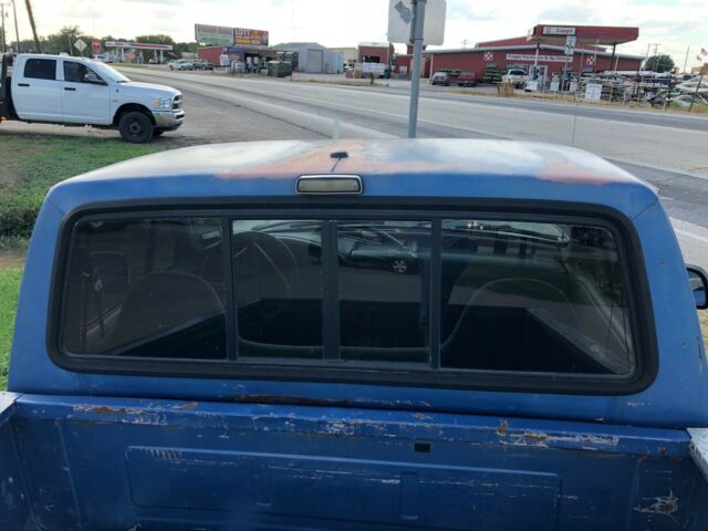 1993 Blue Ford F-150 Standard Cab Pickup