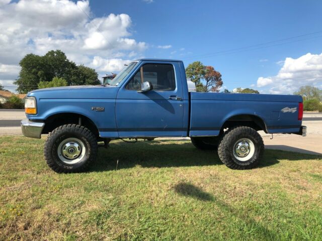 1993 Blue Ford F-150 Standard Cab Pickup