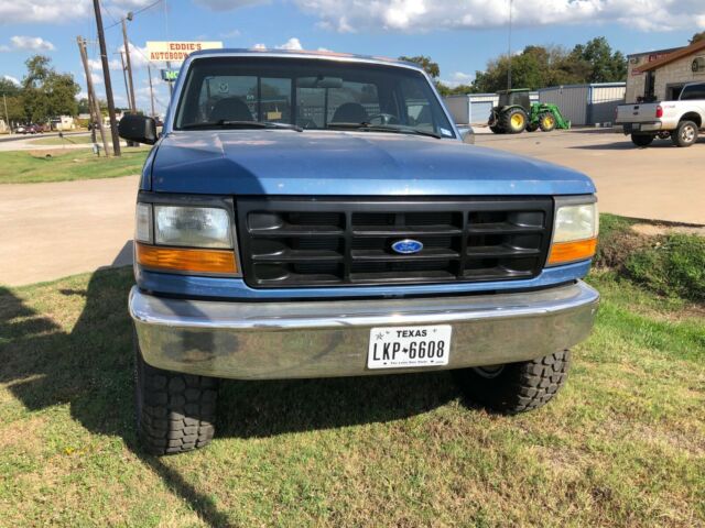 1993 Blue Ford F-150 Standard Cab Pickup