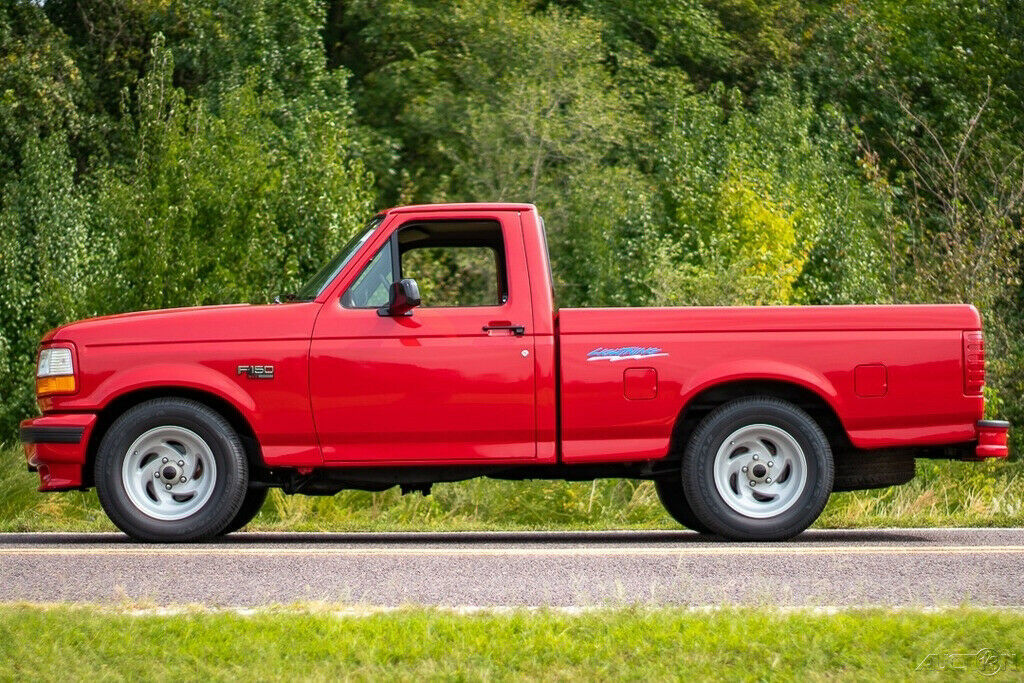 1993 Tan Ford F-150 Pickup Truck