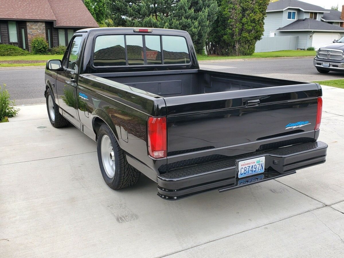 1993 Black Ford F-150 Pickup